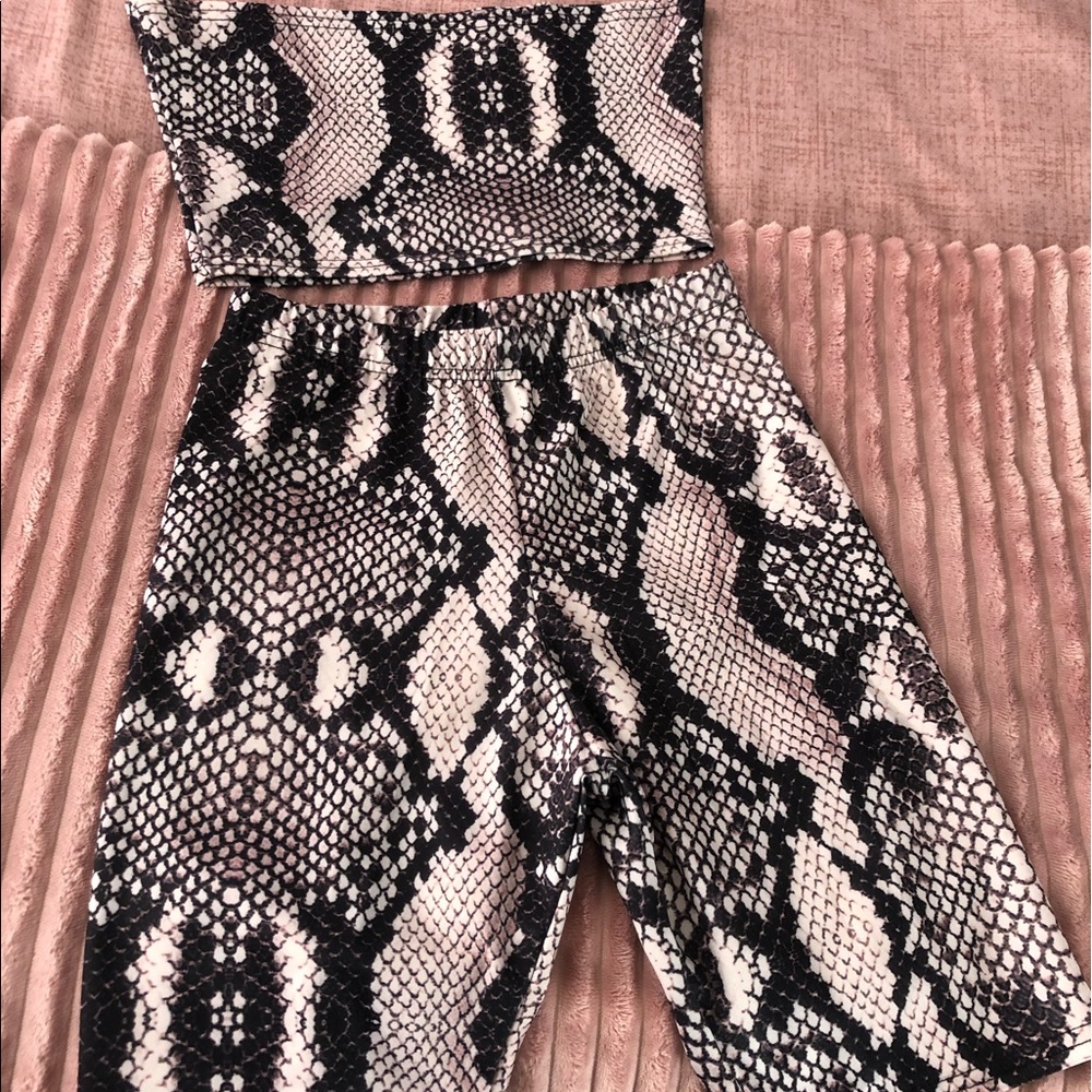Snake print biker set